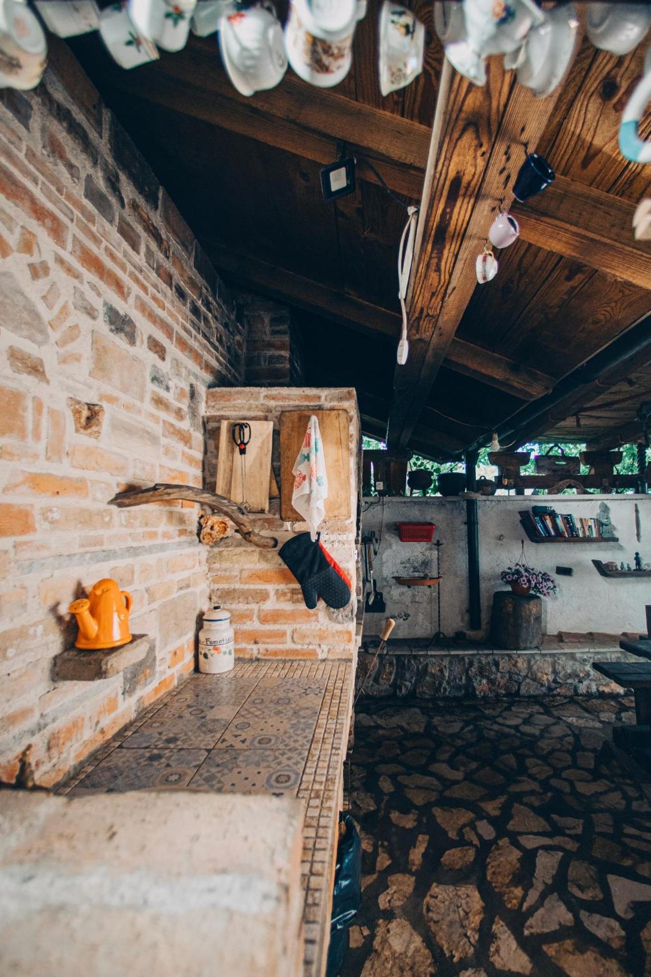 Villa Shu Krimovica ภายนอก รูปภาพ