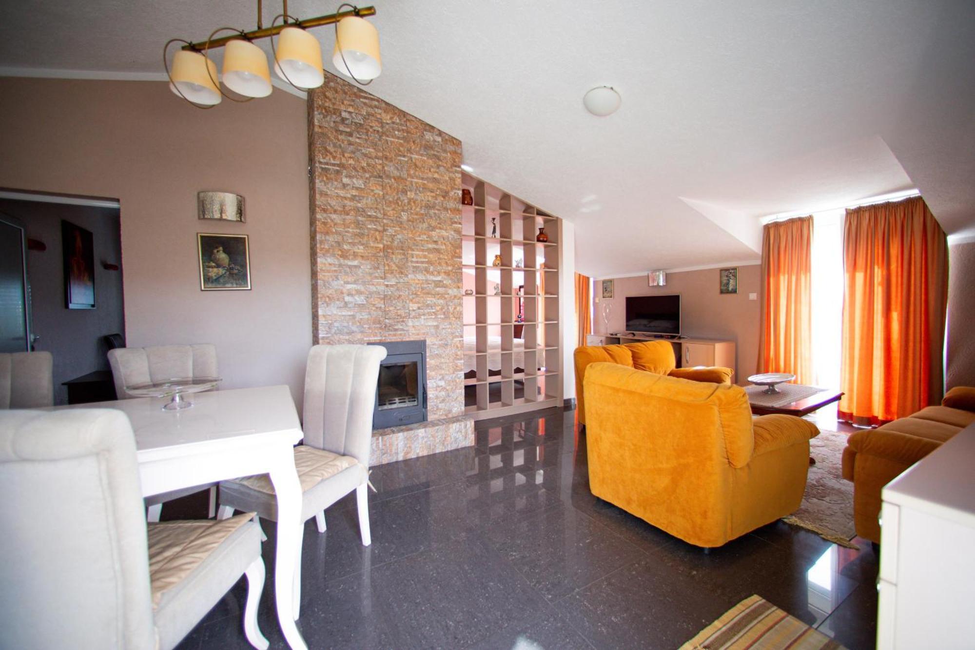 Villa Shu Krimovica ภายนอก รูปภาพ