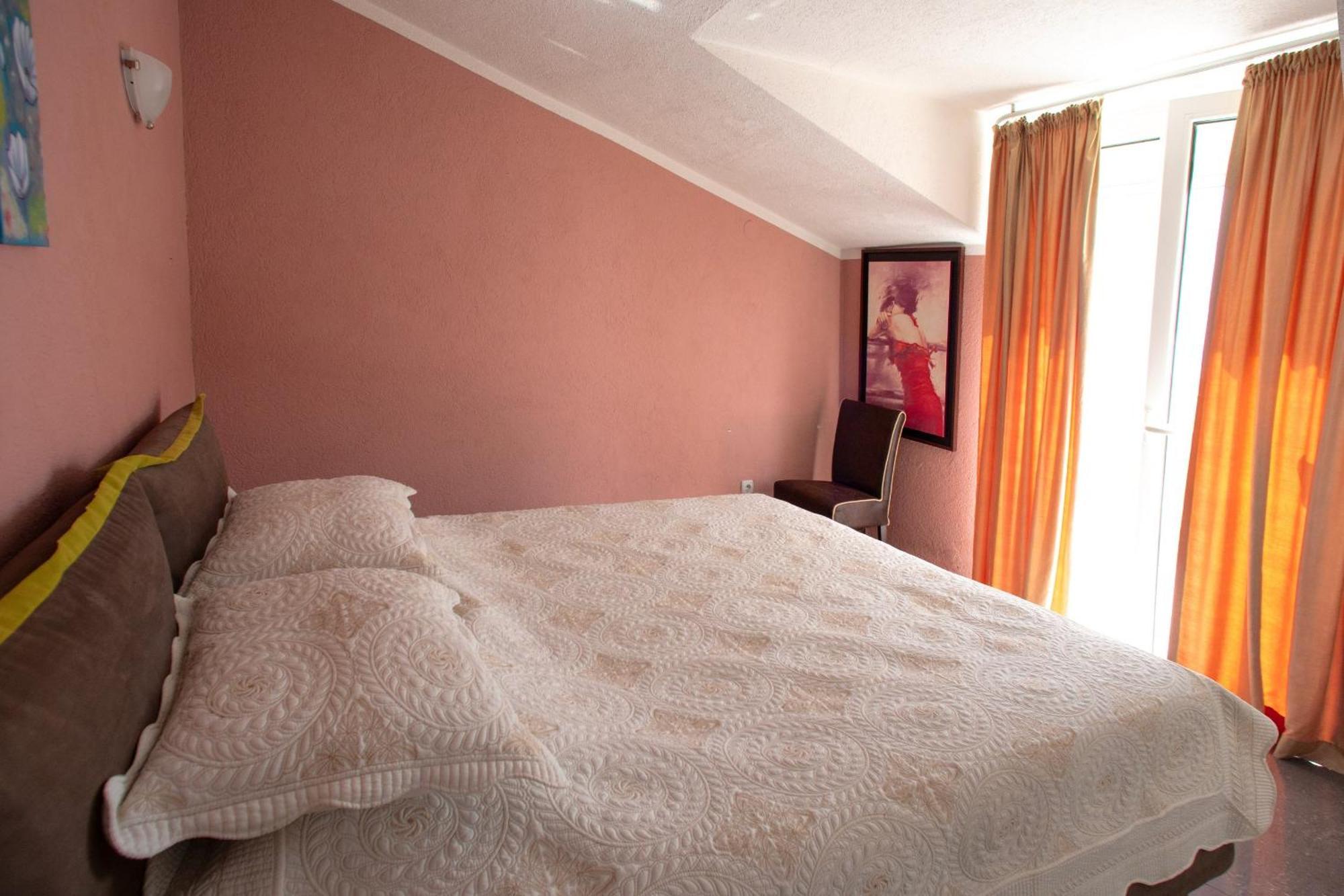 Villa Shu Krimovica ภายนอก รูปภาพ
